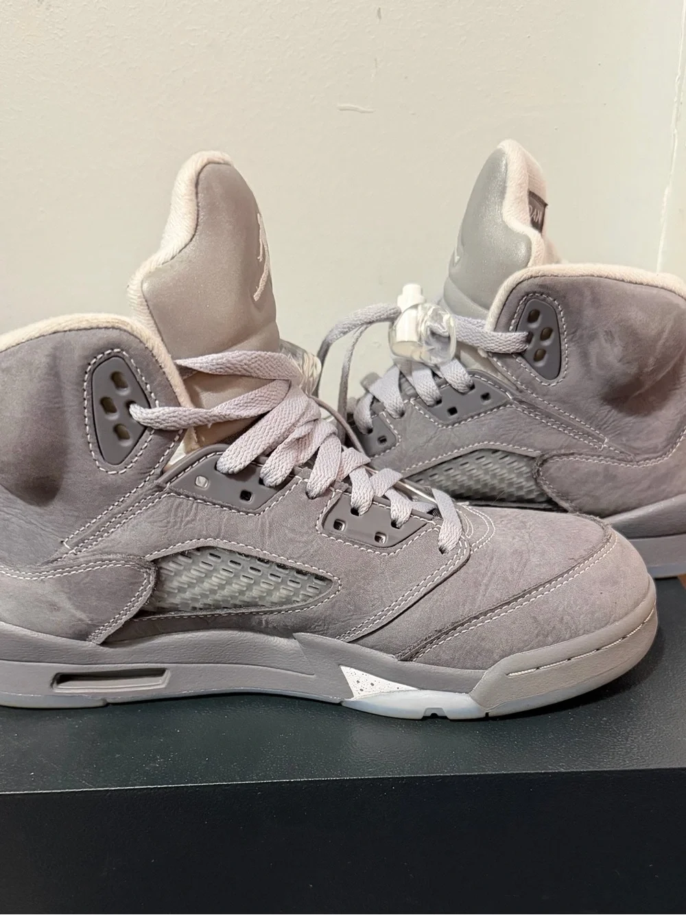 Air Jordan Retro 5 Wolf Grey Size 7.5 Men